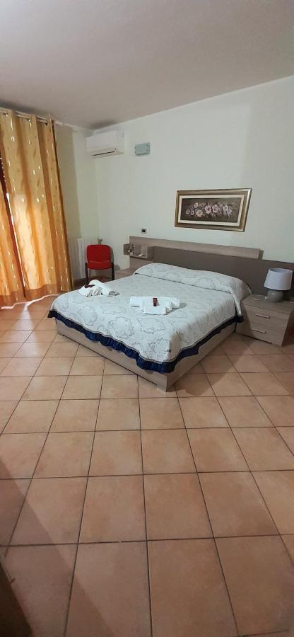 La Via Del Mare Hotell Oristano Exteriör bild